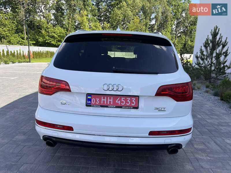 Внедорожник / Кроссовер Audi Q7 2015 в Луцке