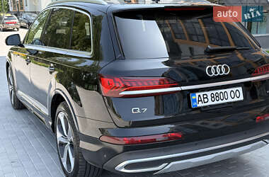 Внедорожник / Кроссовер Audi Q7 2020 в 