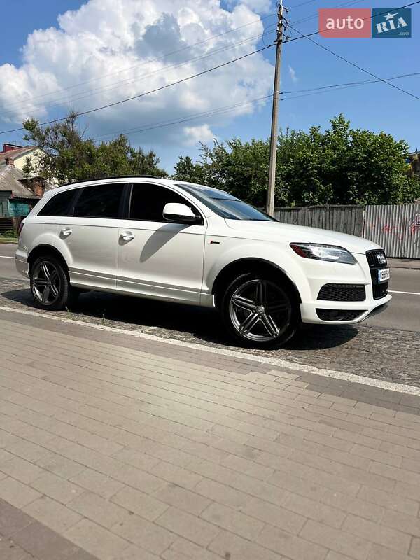 Внедорожник / Кроссовер Audi Q7 2014 в Чернигове