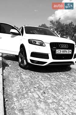 Внедорожник / Кроссовер Audi Q7 2014 в 