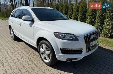 Внедорожник / Кроссовер Audi Q7 2013 в 