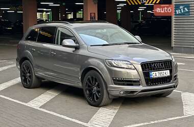 Внедорожник / Кроссовер Audi Q7 2014 в 