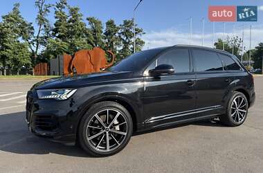 Внедорожник / Кроссовер Audi Q7 2023 в 