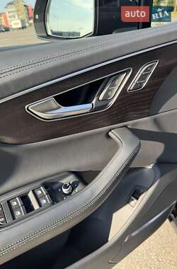 Внедорожник / Кроссовер Audi Q7 2023 в 