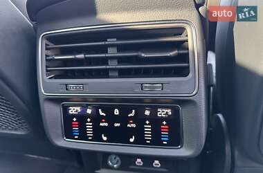 Внедорожник / Кроссовер Audi Q7 2023 в 