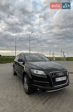 Внедорожник / Кроссовер Audi Q7 2012 в 
