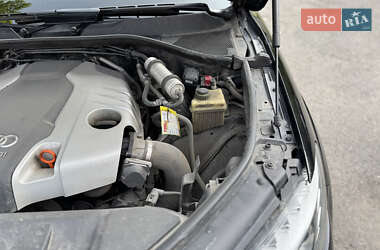 Внедорожник / Кроссовер Audi Q7 2011 в 
