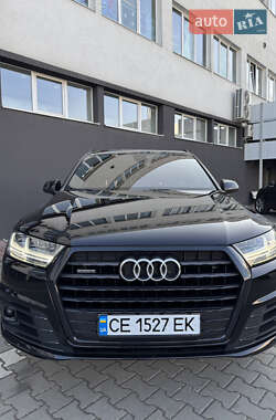 Позашляховик / Кросовер Audi Q7 2017 в 