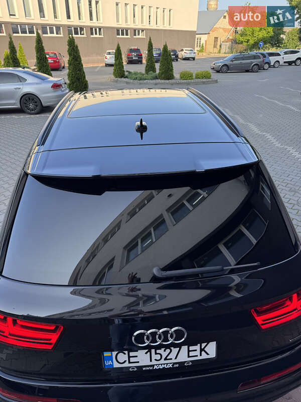 Позашляховик / Кросовер Audi Q7 2017 в Чернівцях