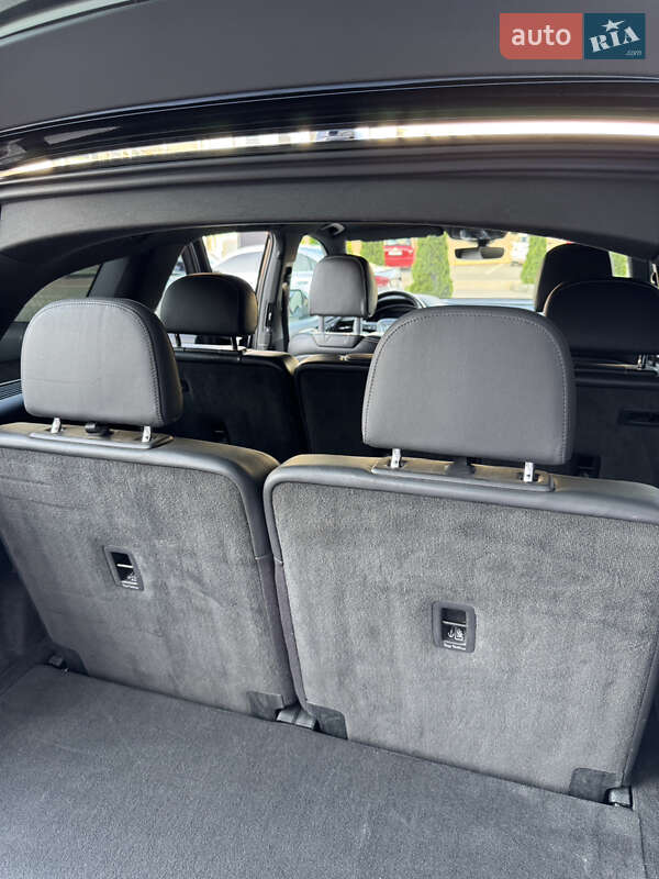 Позашляховик / Кросовер Audi Q7 2017 в Чернівцях