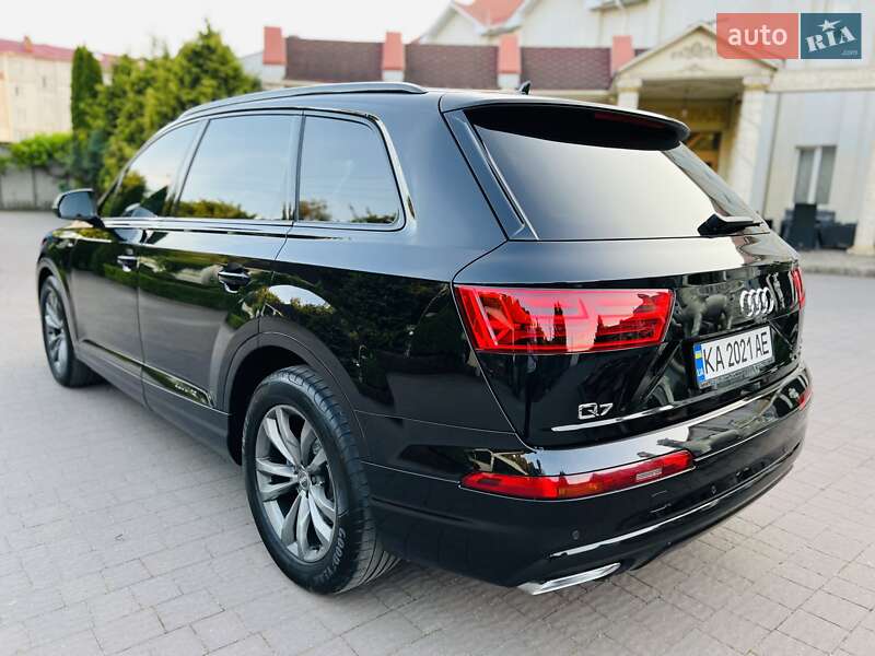 Позашляховик / Кросовер Audi Q7 2015 в Хмельницькому
