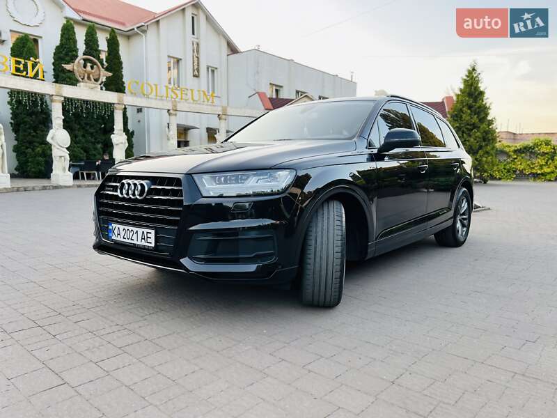 Позашляховик / Кросовер Audi Q7 2015 в Хмельницькому