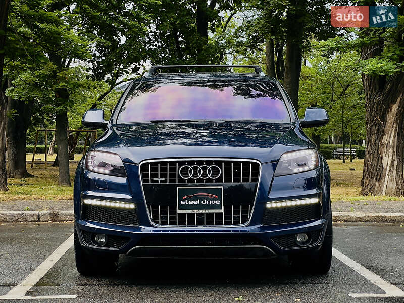 Позашляховик / Кросовер Audi Q7 2010 в Миколаєві