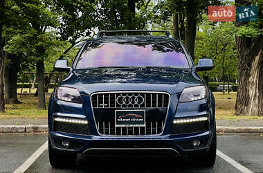 Внедорожник / Кроссовер Audi Q7 2010 в 
