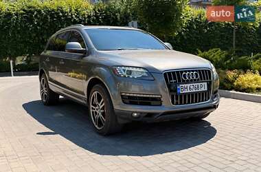 Внедорожник / Кроссовер Audi Q7 2012 в 