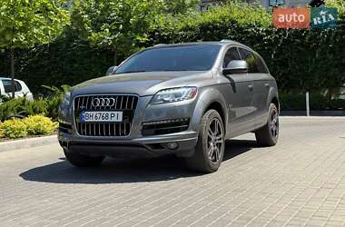 Внедорожник / Кроссовер Audi Q7 2012 в 