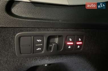 Внедорожник / Кроссовер Audi Q7 2025 в 