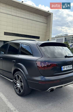 Внедорожник / Кроссовер Audi Q7 2012 в 
