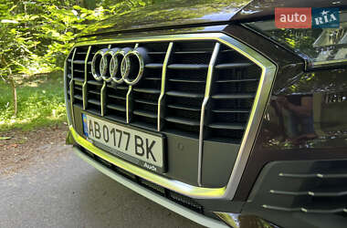 Внедорожник / Кроссовер Audi Q7 2020 в 