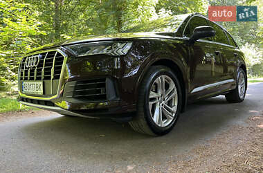 Внедорожник / Кроссовер Audi Q7 2020 в 