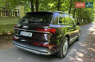 Внедорожник / Кроссовер Audi Q7 2020 в 