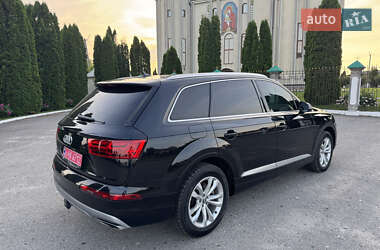 Внедорожник / Кроссовер Audi Q7 2019 в 