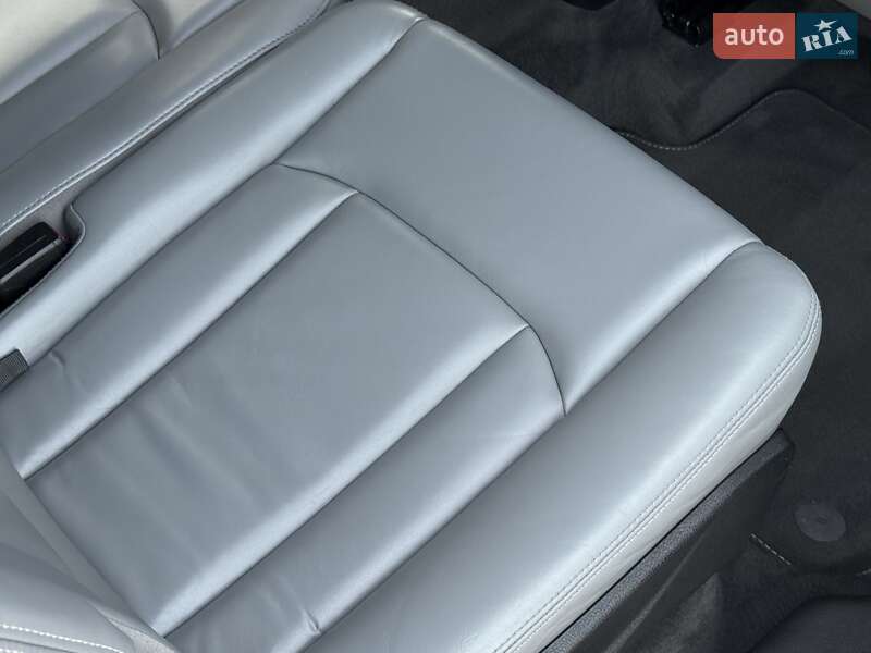 Внедорожник / Кроссовер Audi Q7 2017 в Ровно фото 50 Внедорожник / Кроссовер Audi Q7 2017 в Ровно