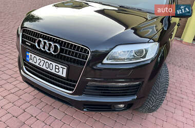 Внедорожник / Кроссовер Audi Q7 2008 в 