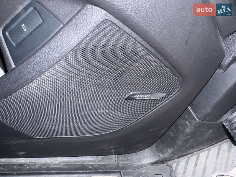 Позашляховик / Кросовер Audi Q7 2015 в Харкові