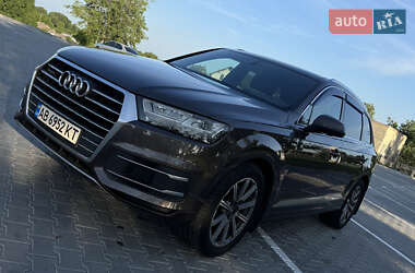 Внедорожник / Кроссовер Audi Q7 2018 в 