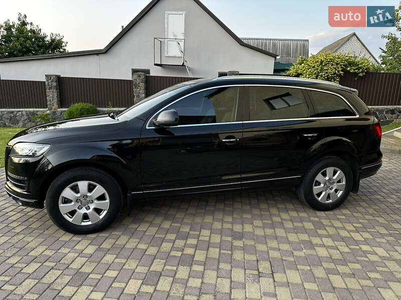 Позашляховик / Кросовер Audi Q7 2015 в Умані