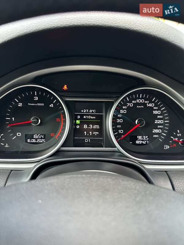Позашляховик / Кросовер Audi Q7 2015 в Умані
