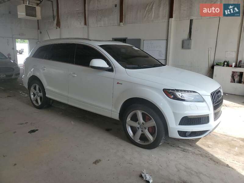 Позашляховик / Кросовер Audi Q7 2014 в Вінниці