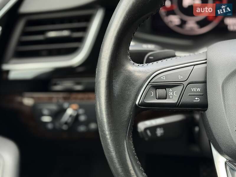Позашляховик / Кросовер Audi Q7 2016 в Дніпрі