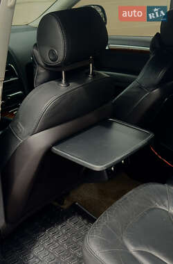 Внедорожник / Кроссовер Audi Q7 2007 в 