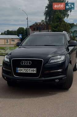 Внедорожник / Кроссовер Audi Q7 2007 в 