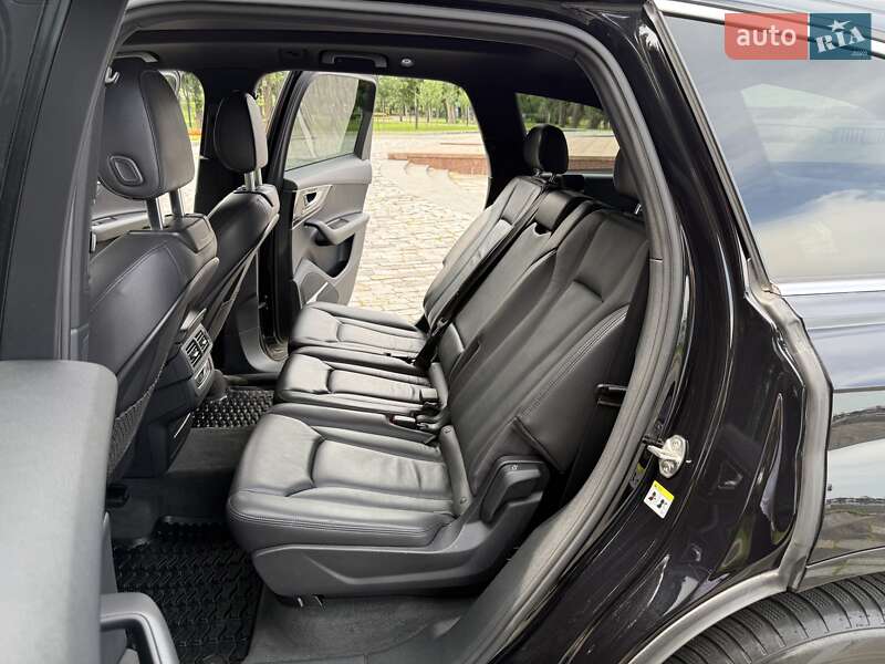 Внедорожник / Кроссовер Audi Q7 2016 в Киеве фото 89 Внедорожник / Кроссовер Audi Q7 2016 в Киеве