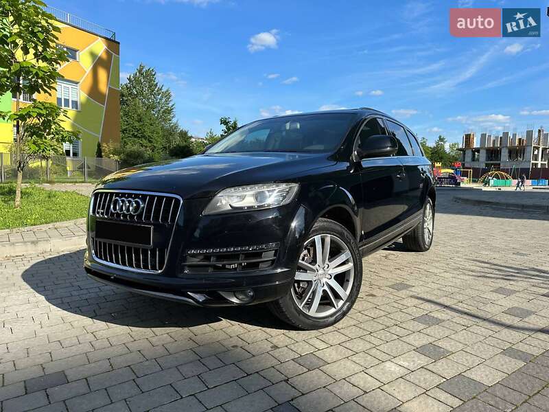 Позашляховик / Кросовер Audi Q7 2014 в Львові