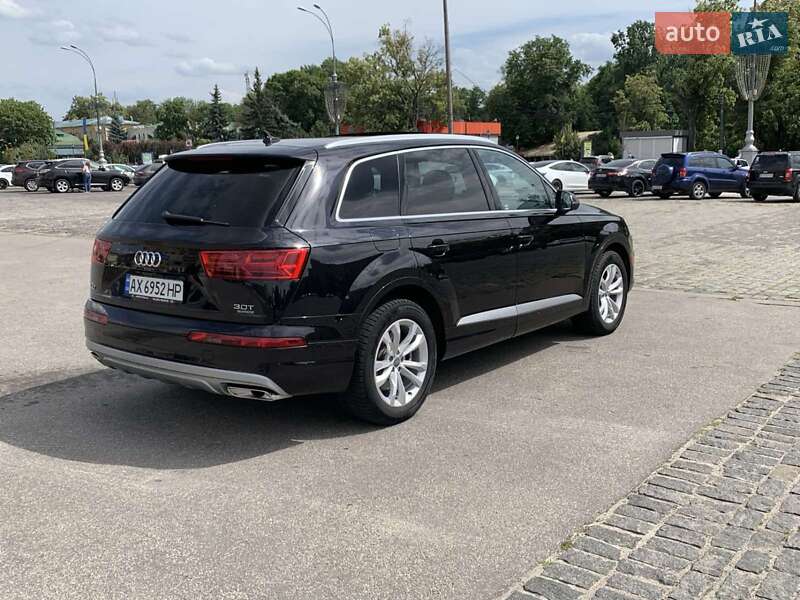 Внедорожник / Кроссовер Audi Q7 2017 в Харькове