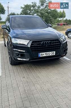 Внедорожник / Кроссовер Audi Q7 2019 в 