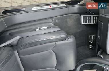 Позашляховик / Кросовер Audi Q7 2020 в 
