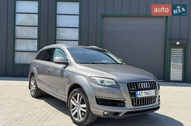 Внедорожник / Кроссовер Audi Q7 2012 в 