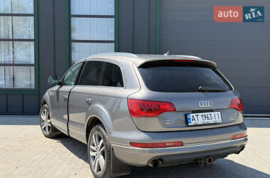 Внедорожник / Кроссовер Audi Q7 2012 в 