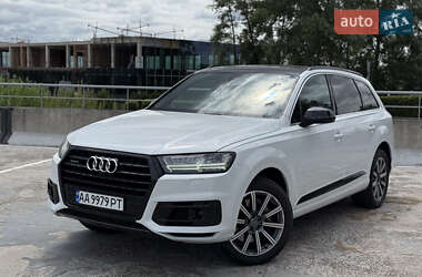 Позашляховик / Кросовер Audi Q7 2016 в Києві