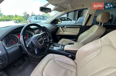 Позашляховик / Кросовер Audi Q7 2010 в 