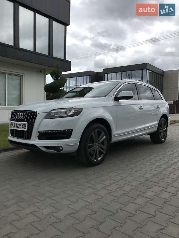 Позашляховик / Кросовер Audi Q7 2012 в Києві