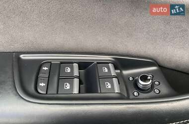 Внедорожник / Кроссовер Audi Q7 2016 в 