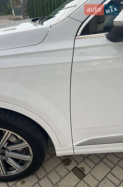 Внедорожник / Кроссовер Audi Q7 2018 в 