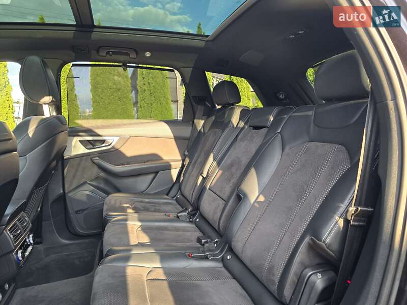 Внедорожник / Кроссовер Audi Q7 2018 в Львове