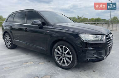 Внедорожник / Кроссовер Audi Q7 2019 в 